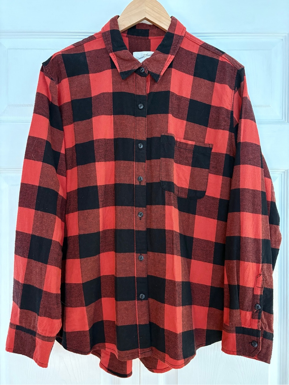 Universal Thread 100% Cotton Buffalo Plaid Button-Up Shirt, Size XL